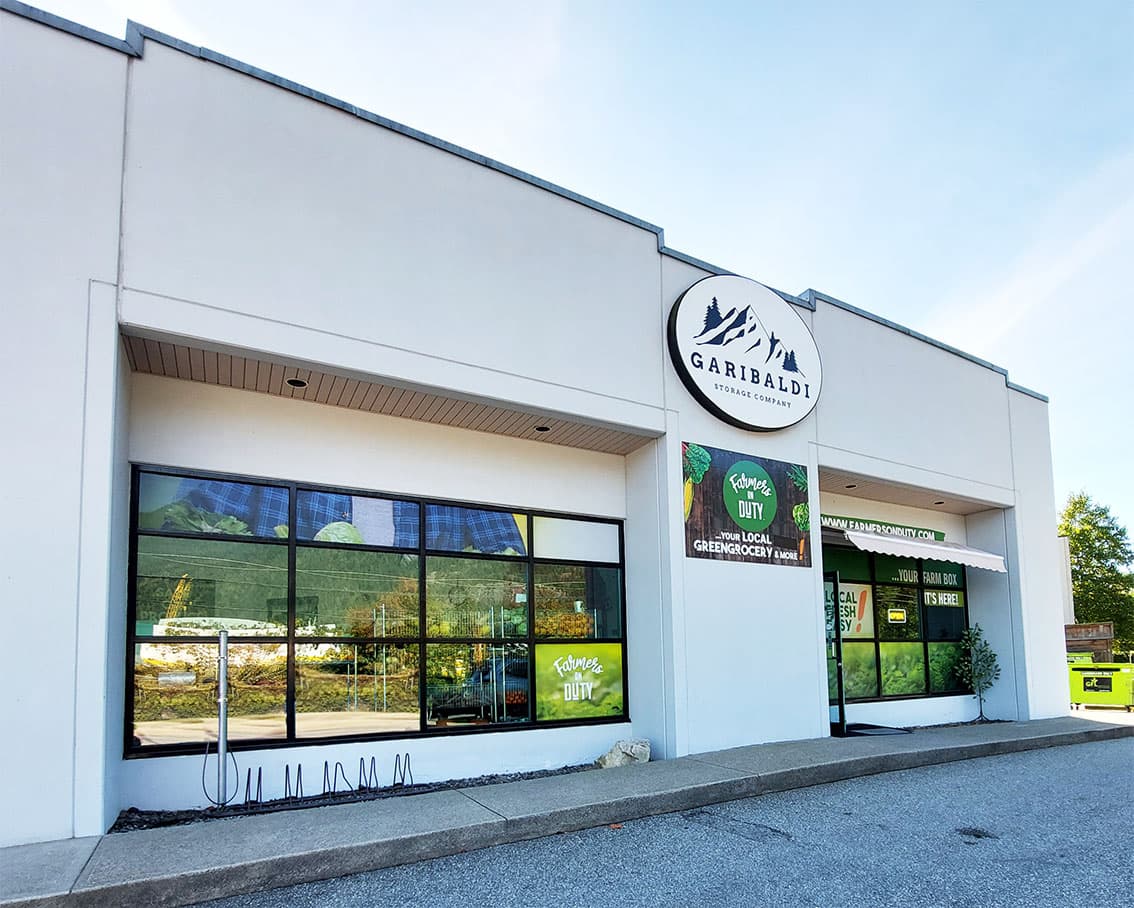 Main farmers on duty branch grocery store 40-38922 queens way Squamish