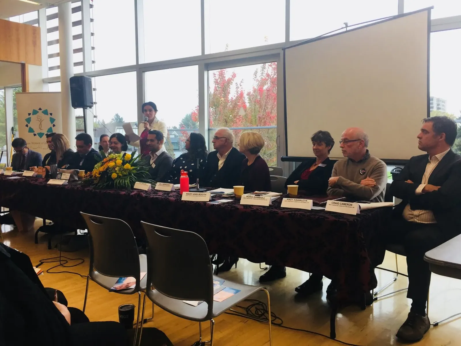 Meeting with candidates for Mayors and councils of  North shore of Vancouver - Iranian Women's Cultural Society